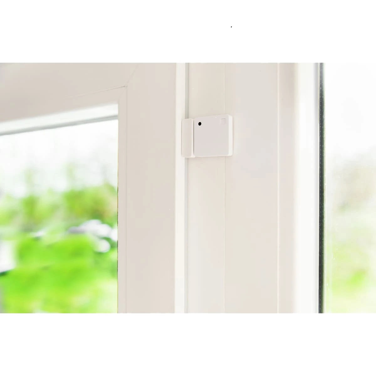 Shelly Wave Door/Window Bezdrátový senzor na dveře/okna, bílý Shelly Wave Door/Window Bezdrátový senzor na dveře/okna, bílý